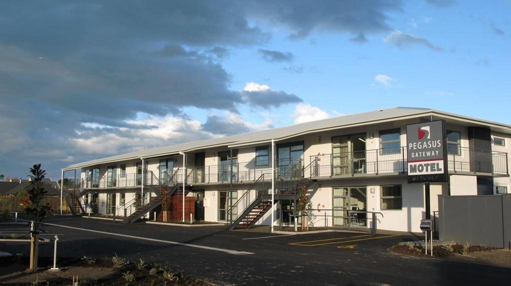 Pegasus Gateway Motels & Apartments Rangiora Dış mekan fotoğraf